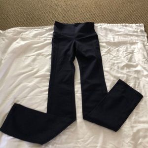 Athleta straight leg legging